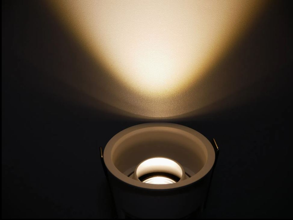 SPOT LIGHT FRAME (11)